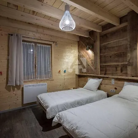 Du Pere Francois Chambon-sur-Lac